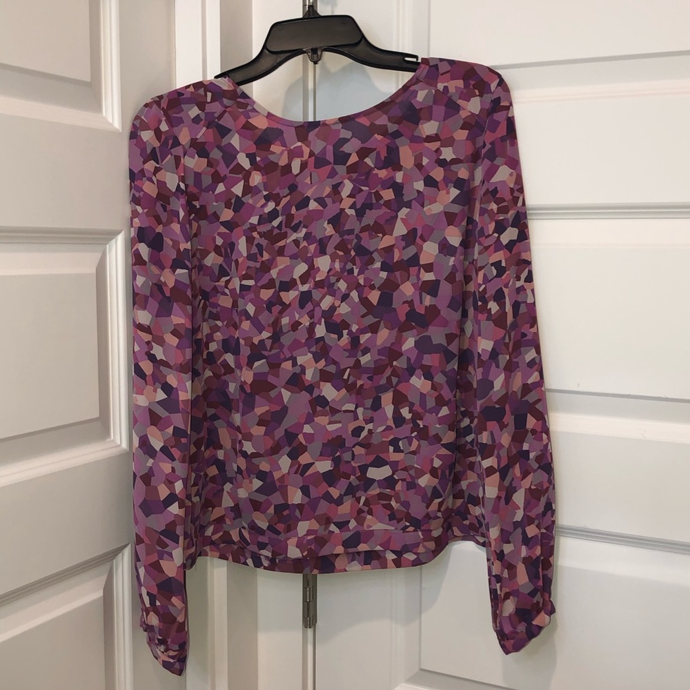 Long sleeve tie neck